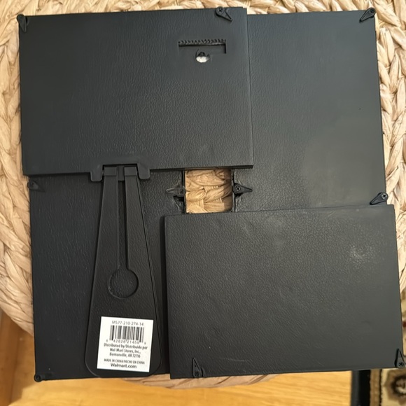 Nana Photo college Frame for 4x6”photos! Total size= 10.5”square Makes a great🎁! - Picture 4 of 7